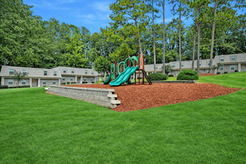Maplewood pointe outdoor playground & tot lot